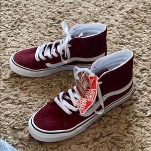 Women’s size 7.5 maroon high top vans